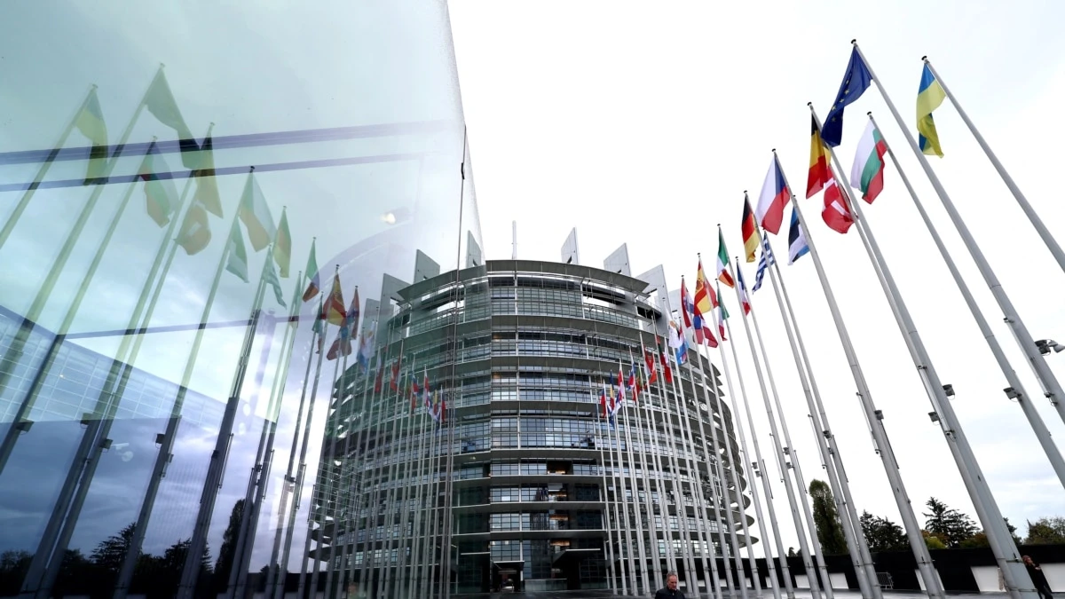 Європарламент закликав до «швидких і рішучих заходів» у відповідь на ескалацію війни Росії проти України
