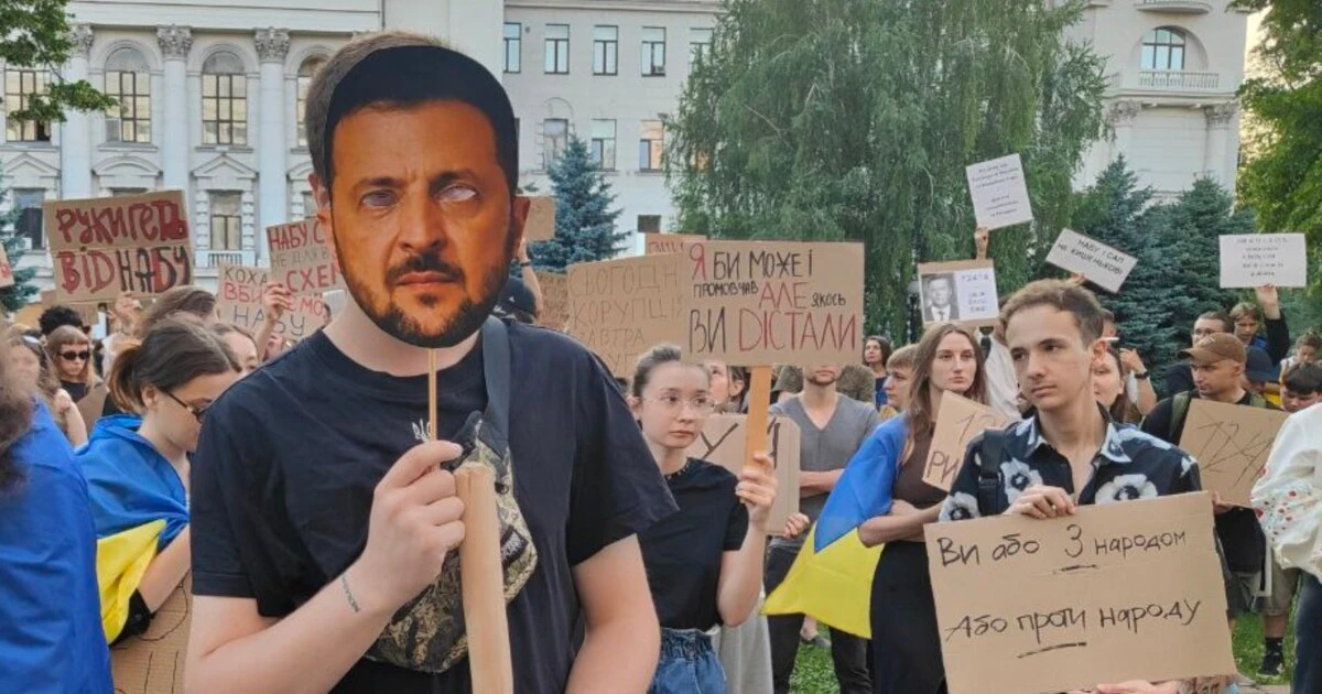 Виправити «помилку»: що, якщо Рада не підтримає законопроєкт Зеленського про НАБУ і САП? Чи зможе Зеленський повернути довіру суспільства та Заходу?