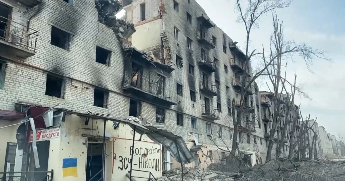 Комбат бригади «Рубіж» розповів про ситуацію на Сіверському напрямку Як триває оборона Сіверського фронту? Комбат бригади «Рубіж» Петро Кузик розповів про активізацію боїв, використання армією РФ нервово-паралітичних газів та виклики, з якими стикаються українські захисники