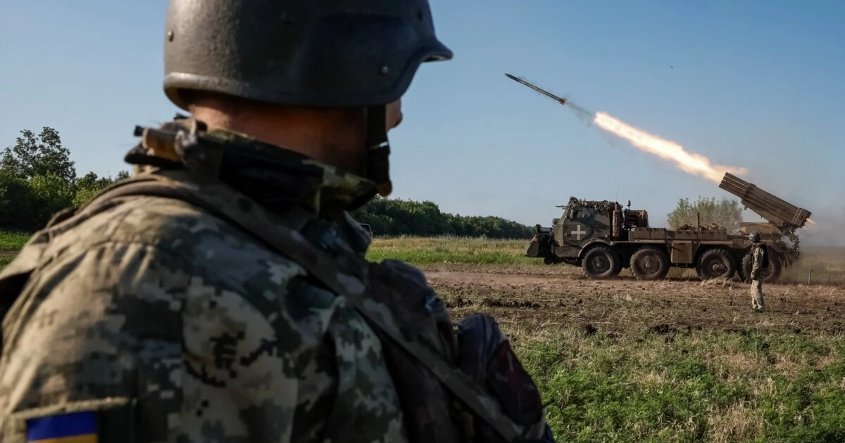 «Це не перемир'я, а перекур» – спікер ОСУВ «Хортиця» про спроби РФ прорвати оборону ЗСУ Чому армії РФ вдається просуватися на окремих відтинках Покровського напрямку та які цілі ставить перед собою до 9 травня?