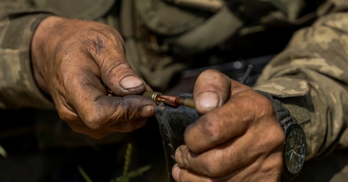 Армія потребує розумних і витривалих. Чому мобілізація не вирішує проблему недокомплектації бойових бригад Спосіб, у який відбувається мобілізація, призвів до того, що армію поповнює людський ресурс низької якості – «Повернись живим»
