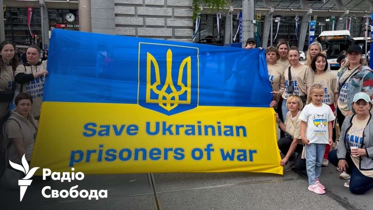 «Він у полоні, але Росія не підтверджує». Українці масово вийшли на мітинг у Швейцарії під час саміту миру