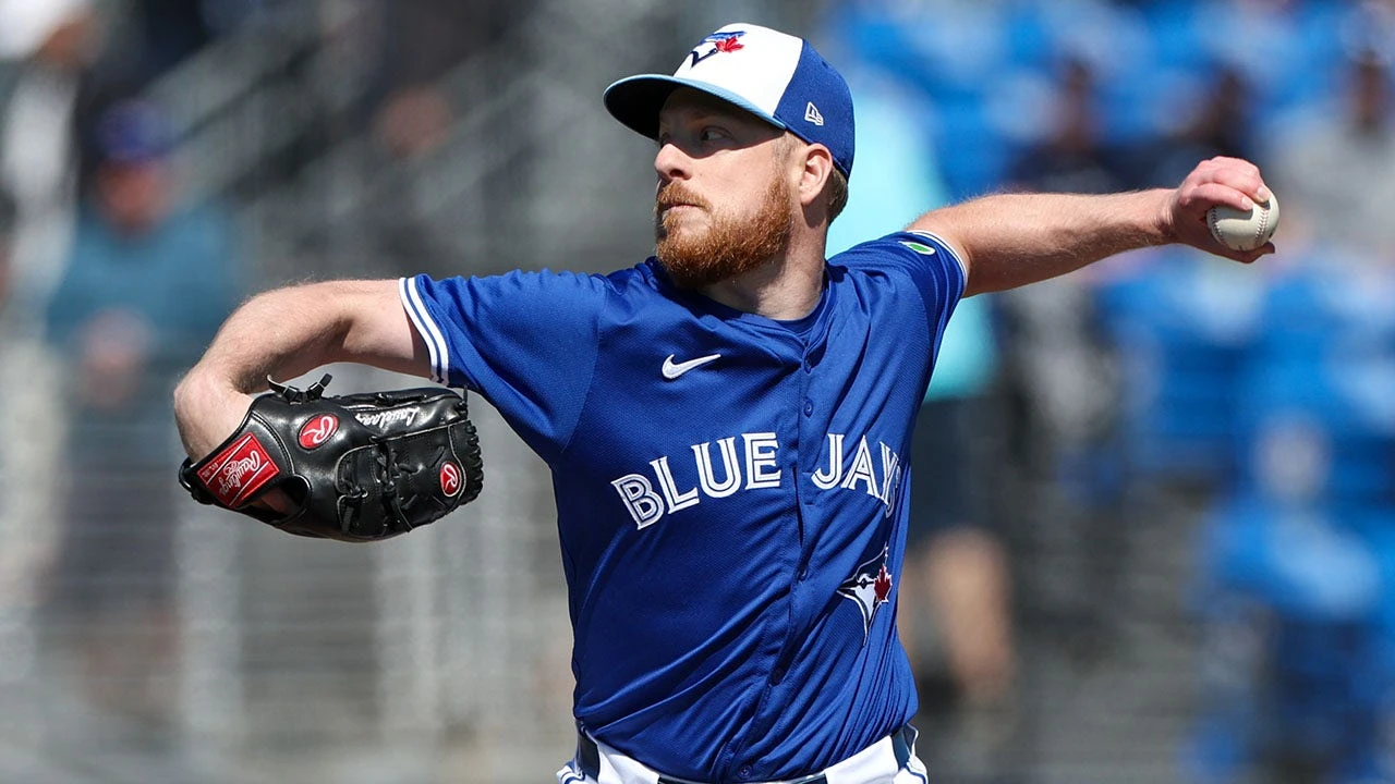 Mets' newest pitcher captures attention of baseball fans