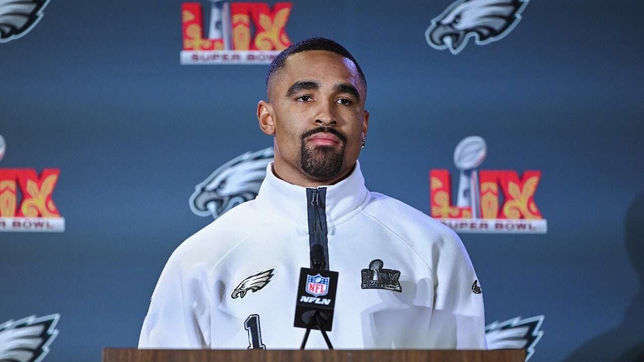 Jalen Hurts reveals why he wouldn't smile despite Eagles' massive lead in Super Bowl LIX