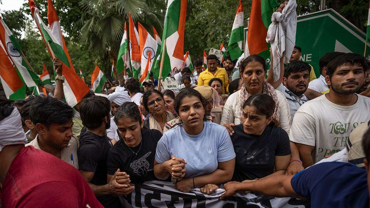 Indian wrestlers march to call for the arrest and resignation of sports president accused of sexual abuse