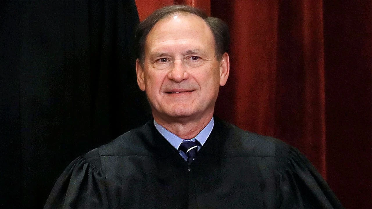 MIKE DAVIS: Supreme Court gives states a map to Constitutional sanity