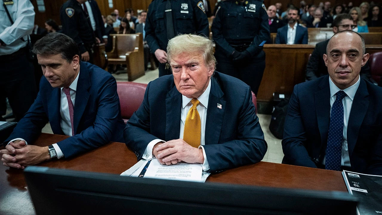 Should Trump have confidence in his lawyers? Legal experts weigh in