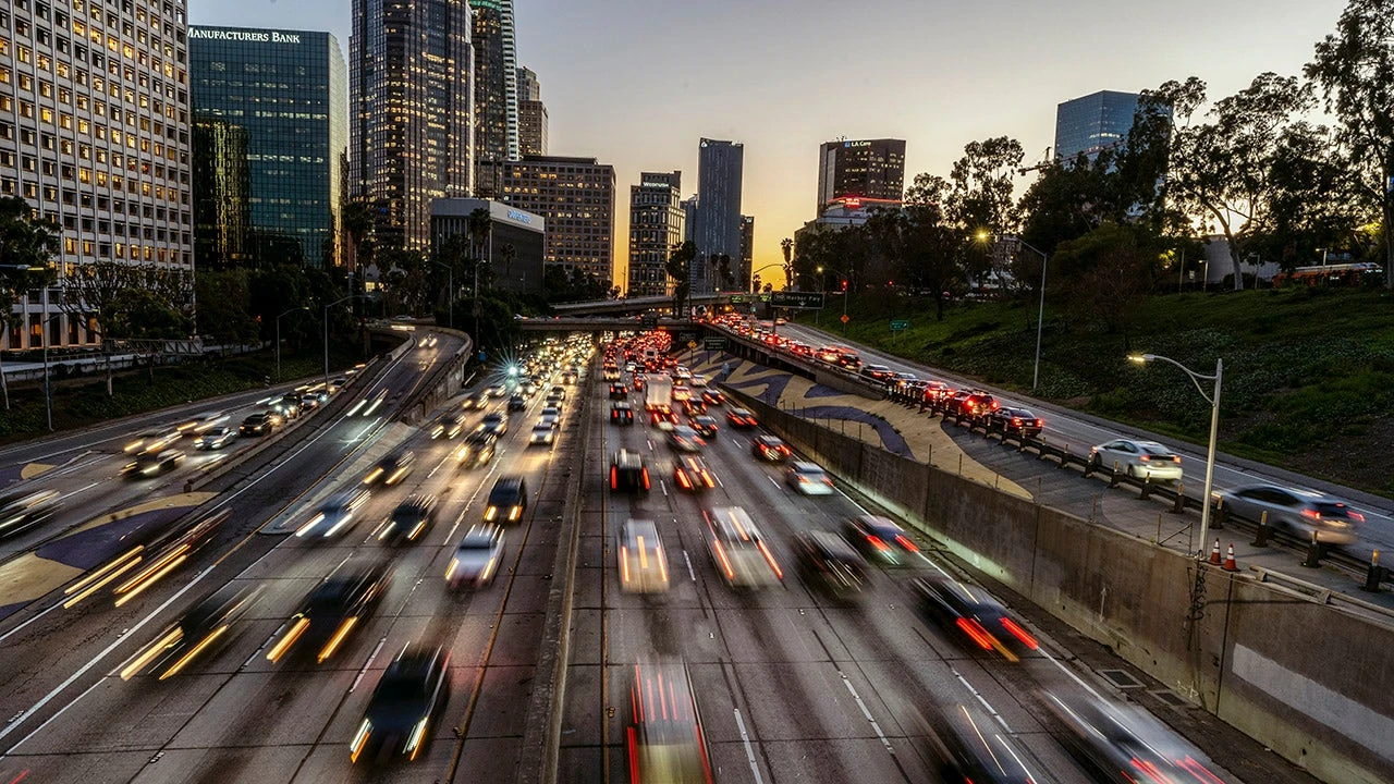 Major business group intervenes to blunt Newsom lawsuit attempting to reinstate EV mandates