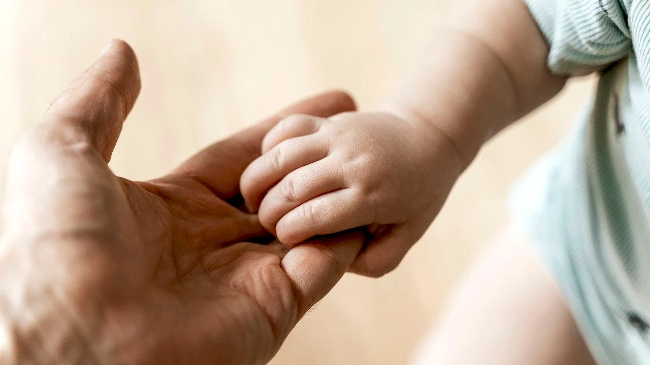 Woman’s double-twin relationship sparks court’s impossible paternity ruling