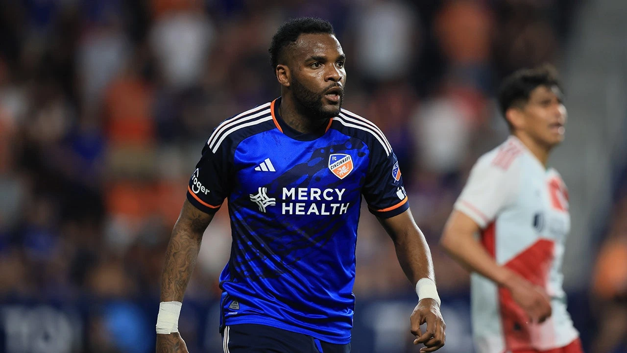 Ex-MLS player Aaron Boupendza dies after falling from 11th floor of building in China