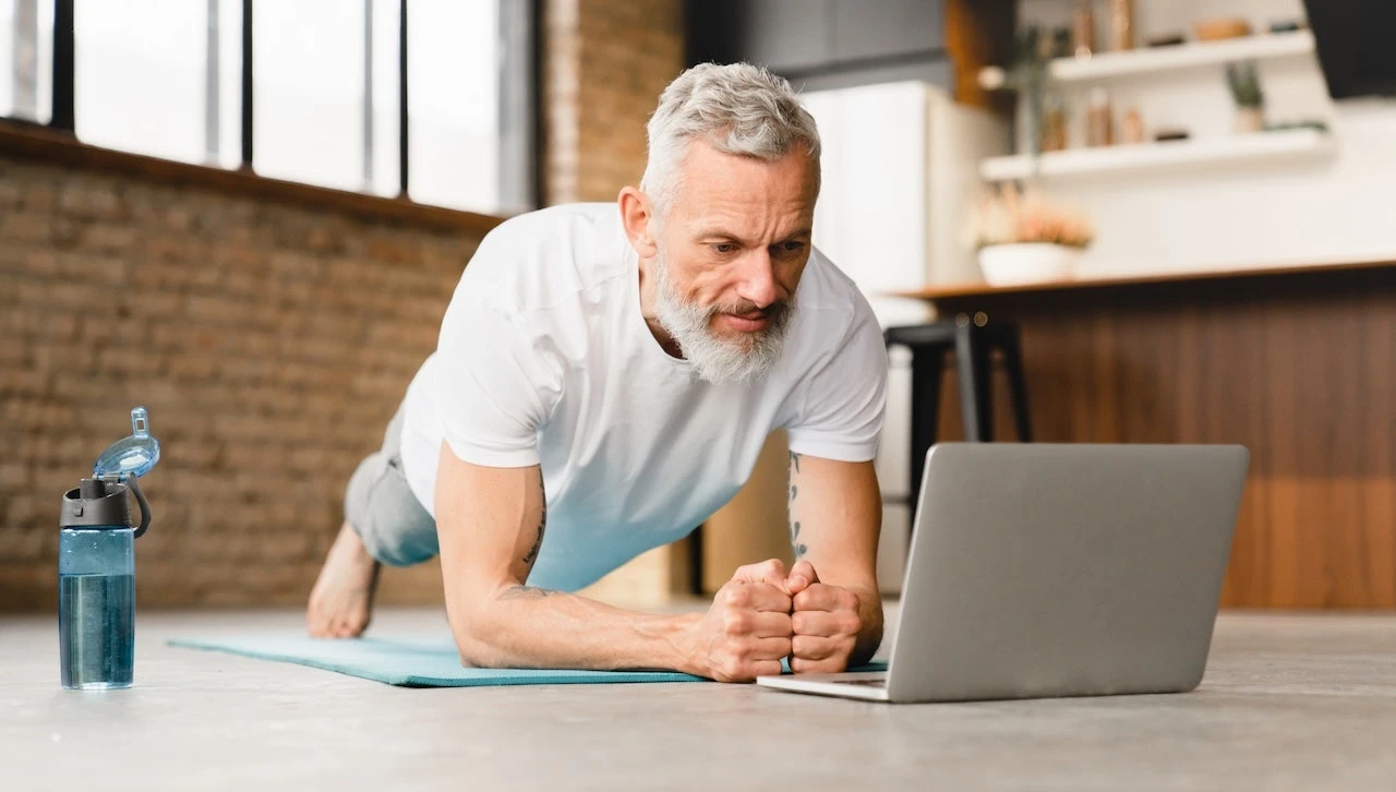 Here's why belly fat is more common as we age, and 3 ways to prevent it