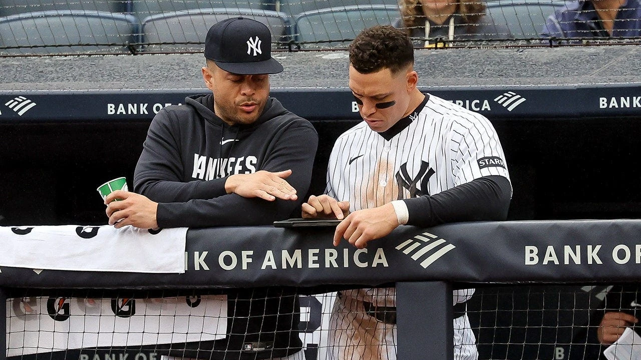 MLB effectively outlaws use of AI on dugout iPads during games