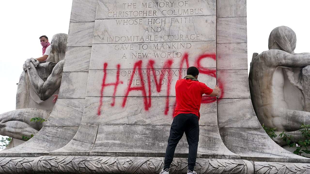 'Reckless failure': Biden admin does nothing when leftists vandalize federal property, says watchdog