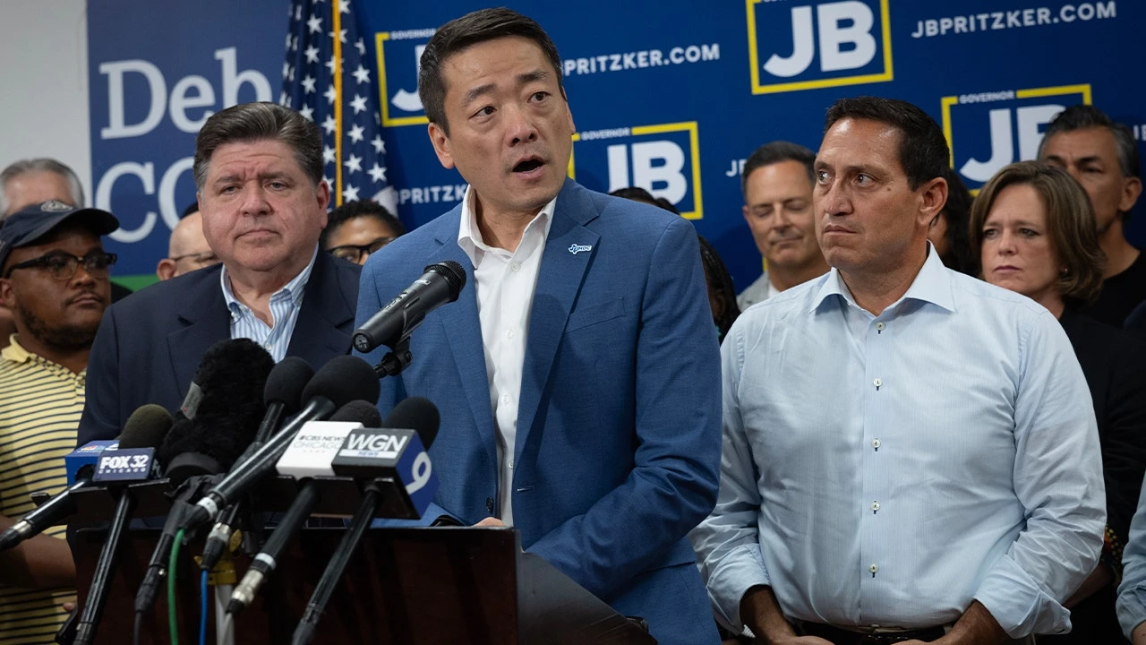 Texas Dems ripped for 'cartoonishly dumb' strategy to flee to blue state notorious for gerrymandering