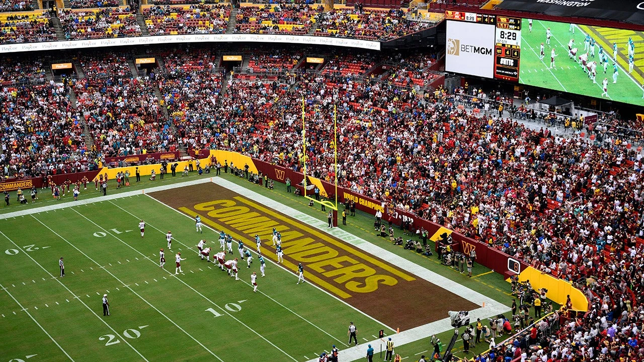 Commanders general manager, DC mayor unfazed by Trump's comments on team name