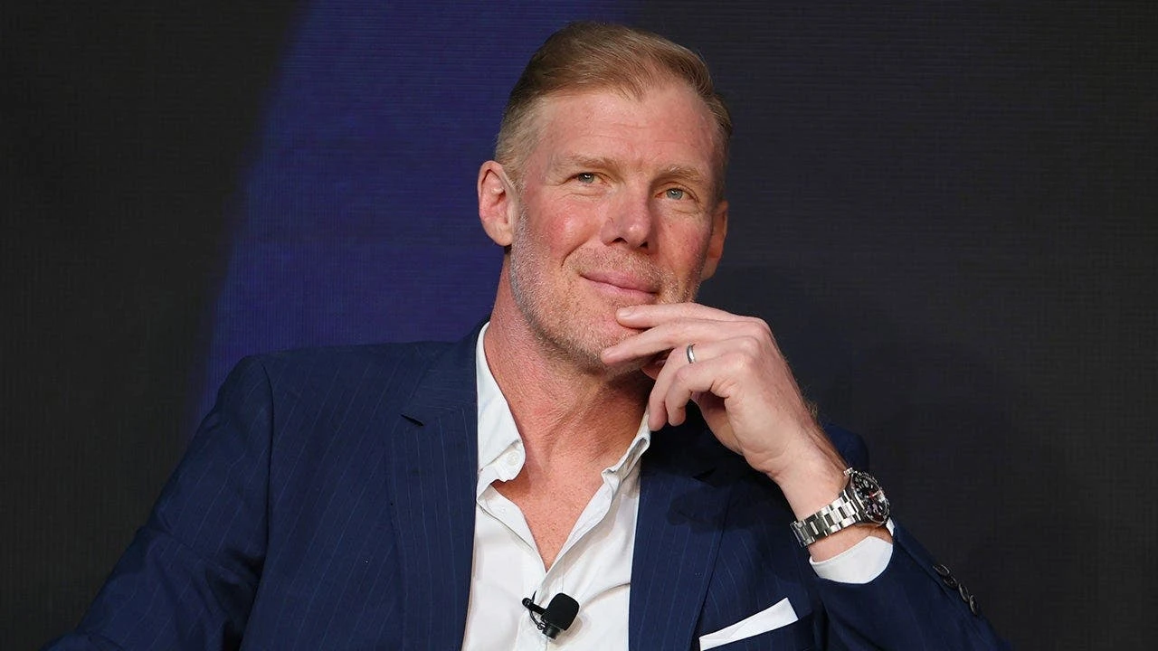 Alexi Lalas doesn't want to hear about Team USA pressure during home World Cup: 'Cry me a river'
