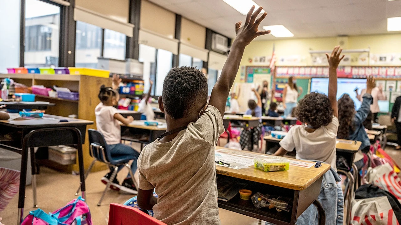 NYC schools track bathroom time with digital hall passes