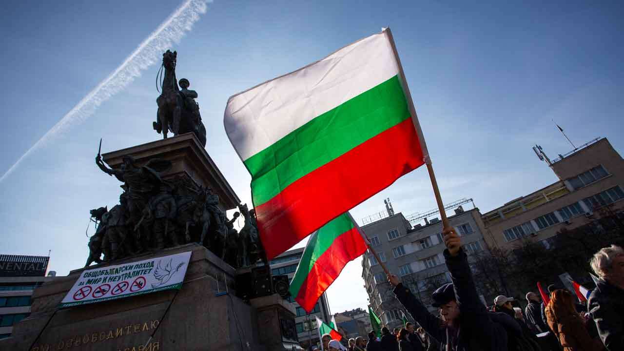 Bulgaria arrests 12 for violating anti-Russia sanctions