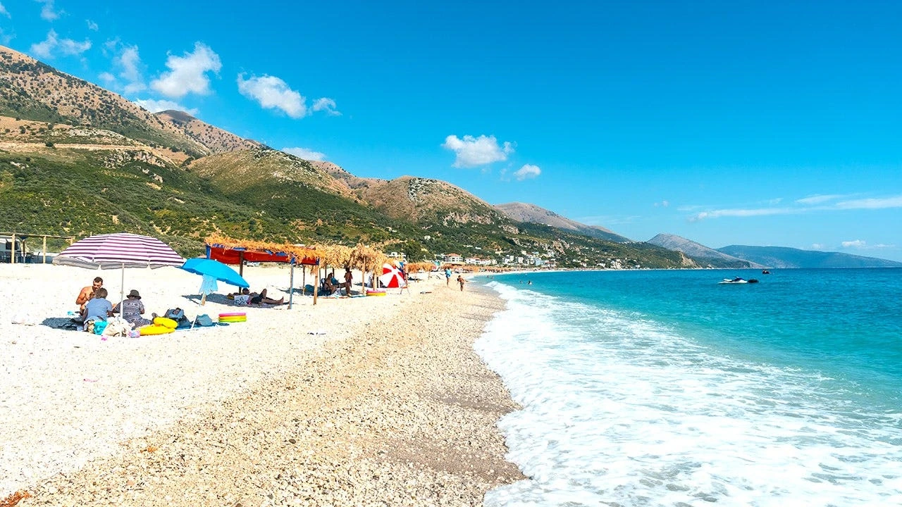 American travelers warned about popular low-cost beach destination as global tensions rise
