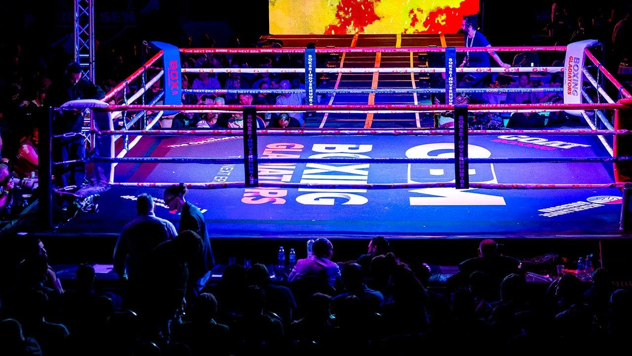 Social media reacts to controversial one-punch knockout in boxing match