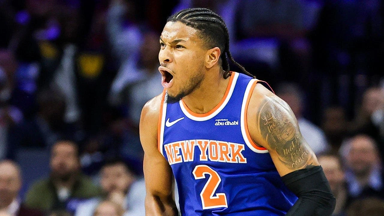 Knicks tie NBA Playoffs records for three-pointers in first half while closing in on sweep of 76ers
