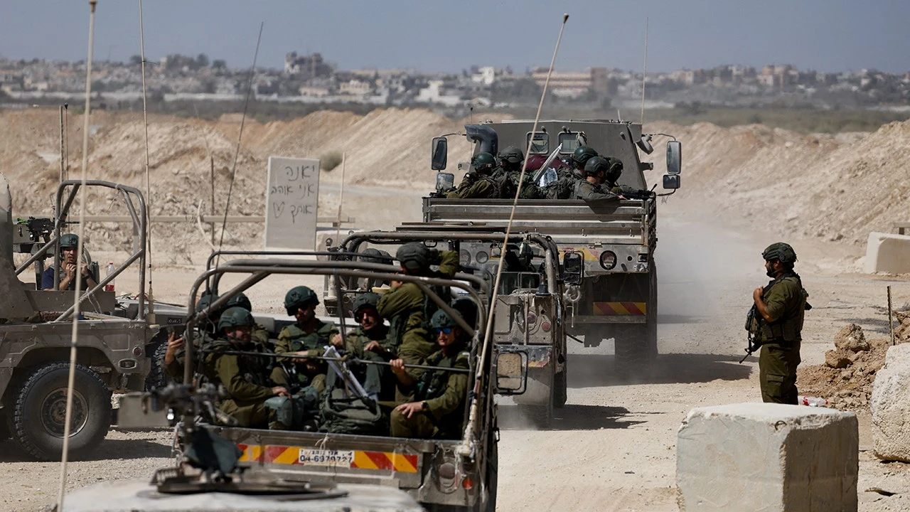 Hamas violates ceasefire by shooting at IDF soldiers in Gaza, Israeli military official says