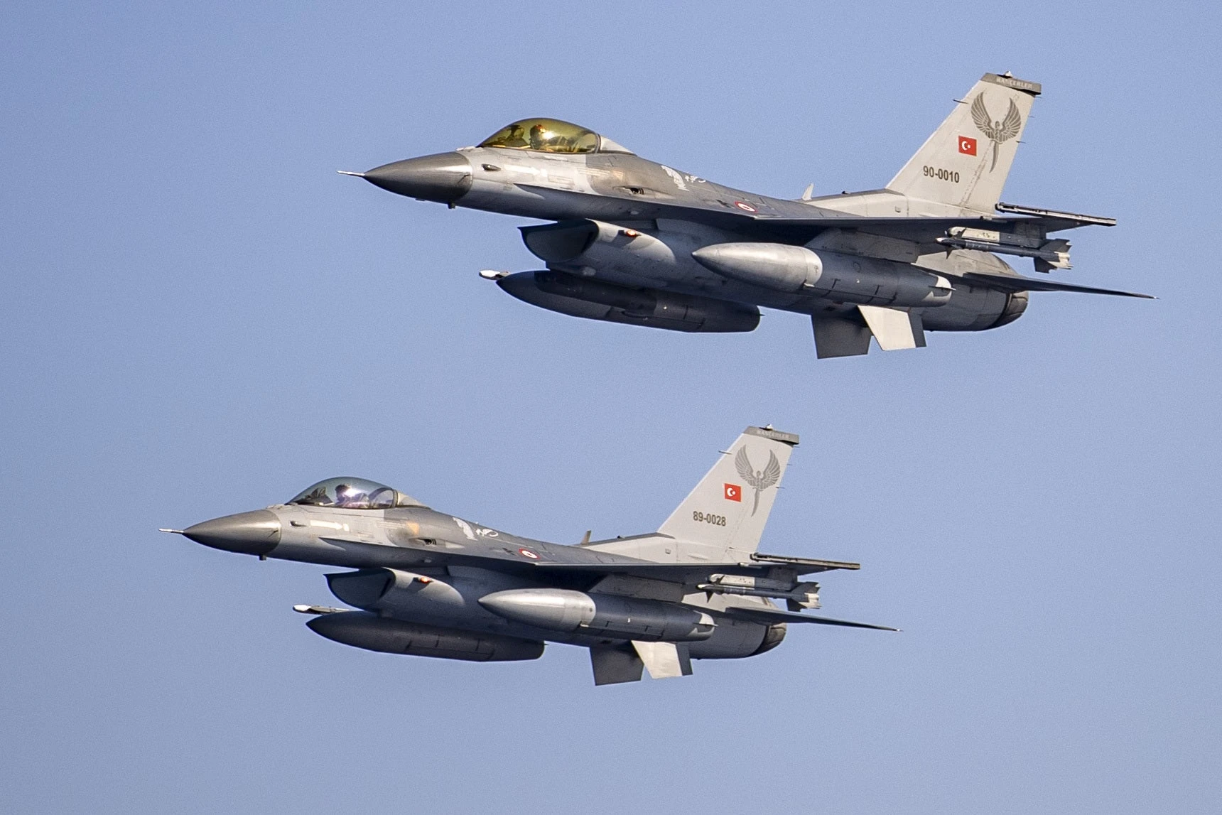 Denmark begins F-16 training for 8 Ukrainian pilots