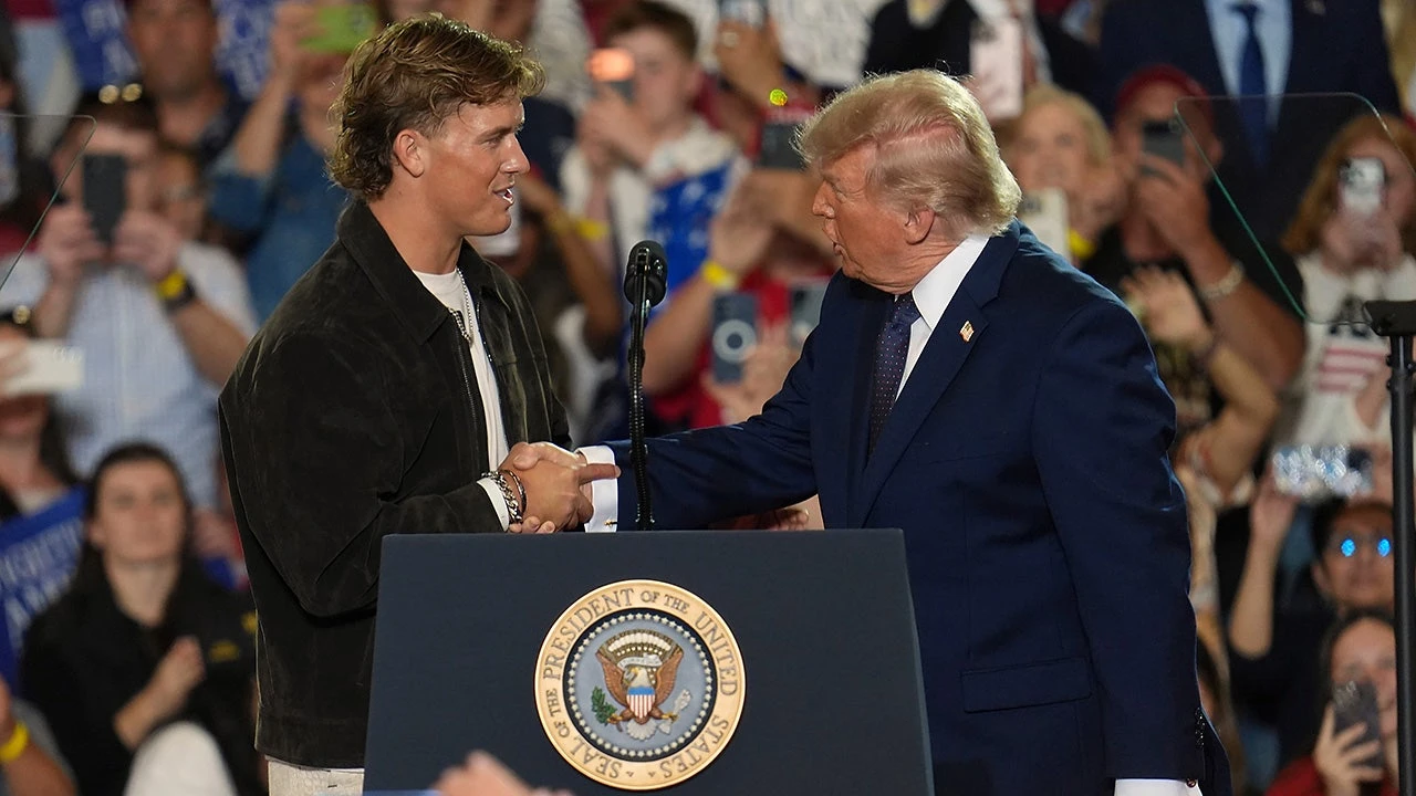 Famed NFL agent breaks down Jaxson Dart-Trump controversy, how 'Athletes for Obama' fell apart