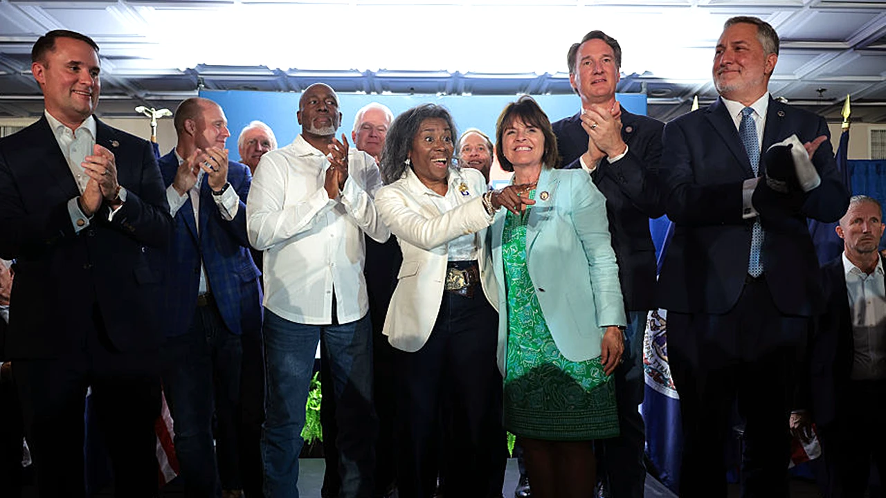 ‘Don’t Maryland my Virginia’: Youngkin, 2025 GOP ticket rallies together for first time ahead of key election