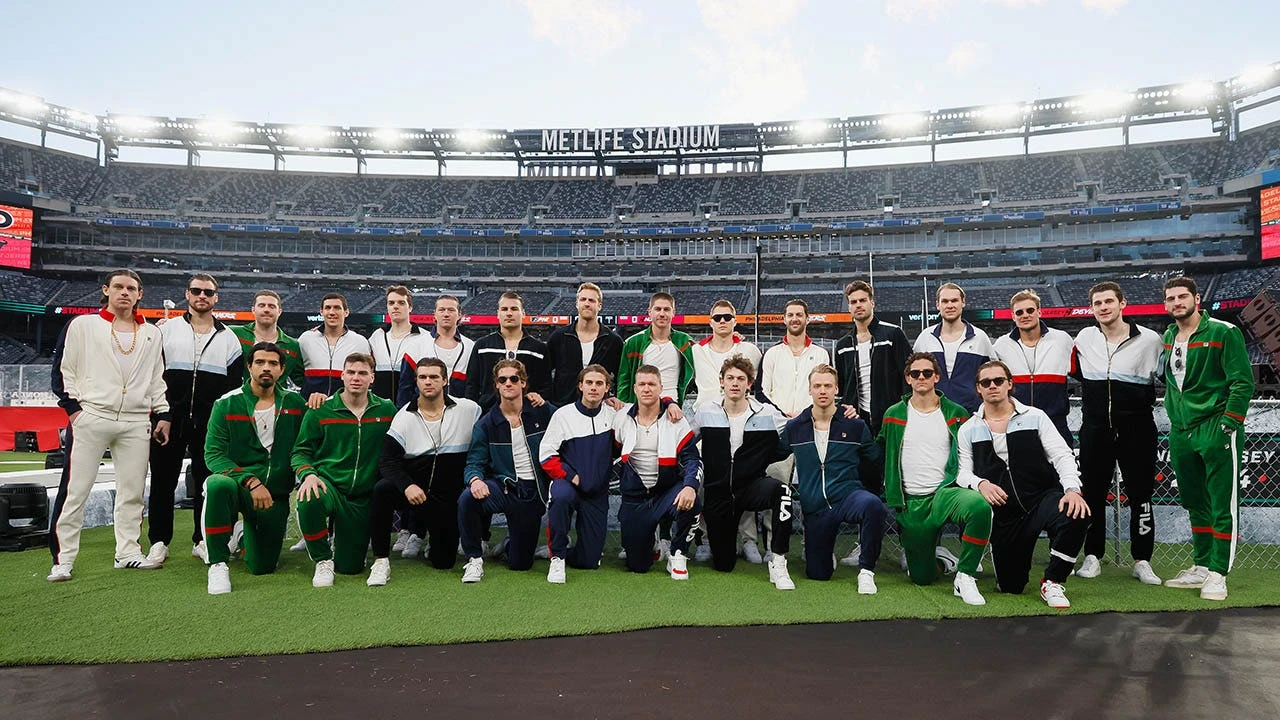Devils, Flyers embrace city roots with pregame outfits ahead of MetLife Stadium game