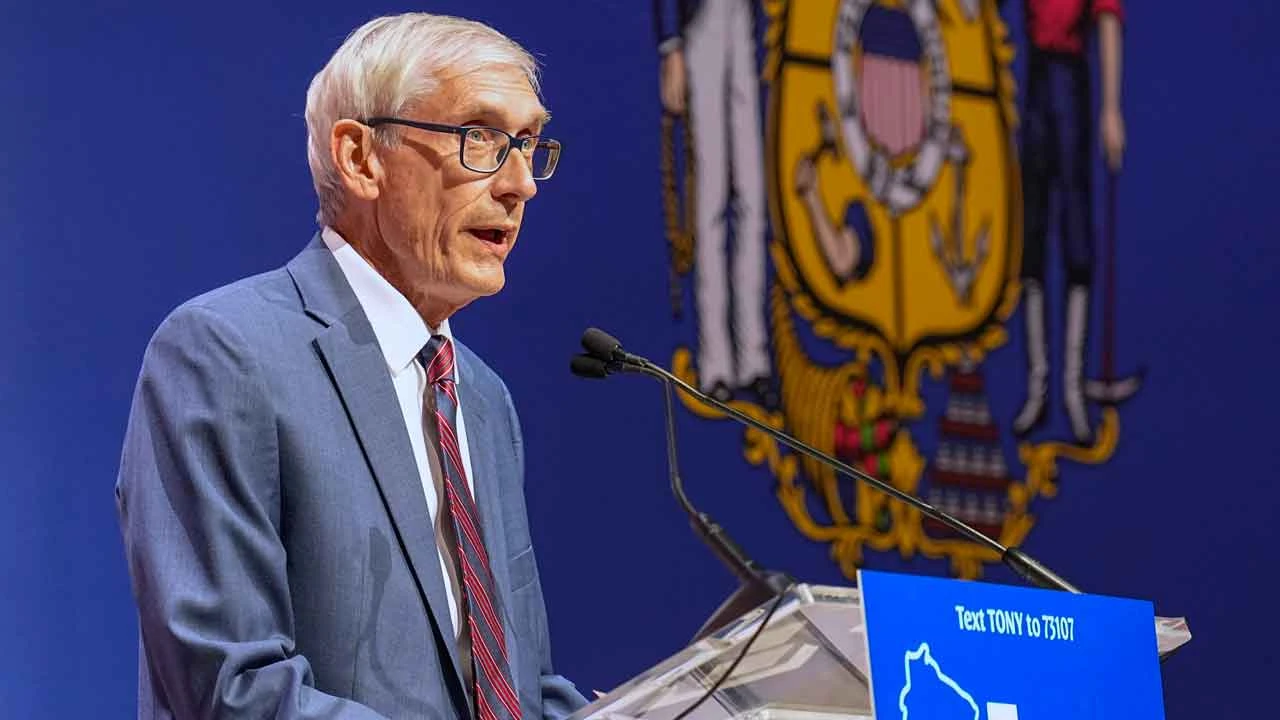 Swing state Dem gov bows out of 2026 race, insists he'd win if he ran: 'No question'