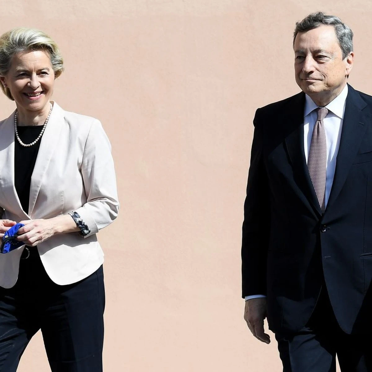 Vaticano contro ddl Zan, Draghi: “Risponderò in Parlamento”. Von der Leyen: “Ue protegge dignità”