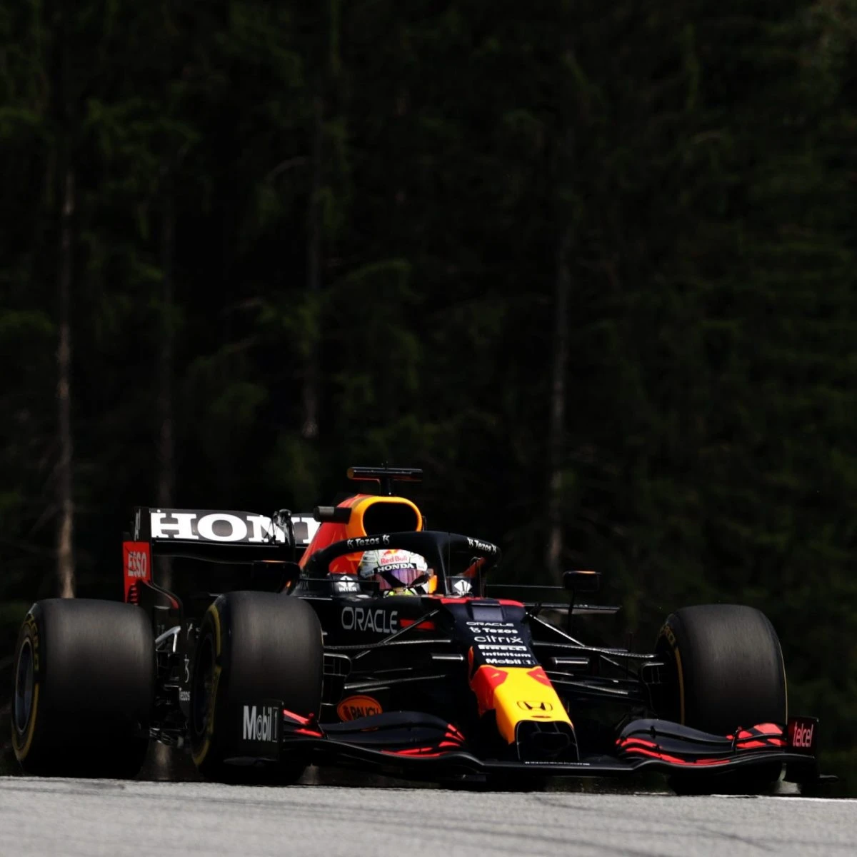 Formula 1, prove libere 1 del GP di Stiria: Verstappen il più veloce, Leclerc 10° precede Sainz