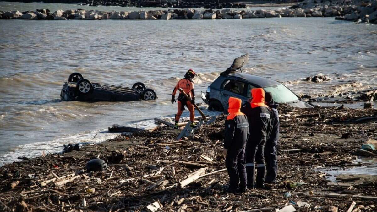 Italia devastata da 300 eventi meteo estremi nel 2022, ma continuiamo a ignorare la crisi climatica