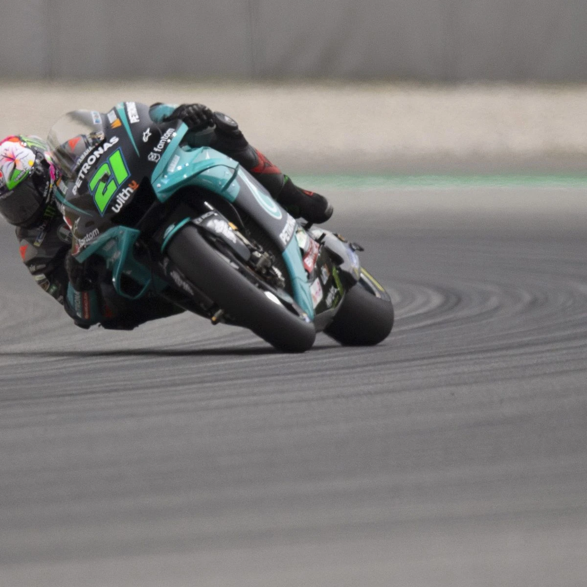 MotoGP, GP Catalogna: Morbidelli il più veloce nelle prove libere 3. Bene Valentino Rossi, 10°