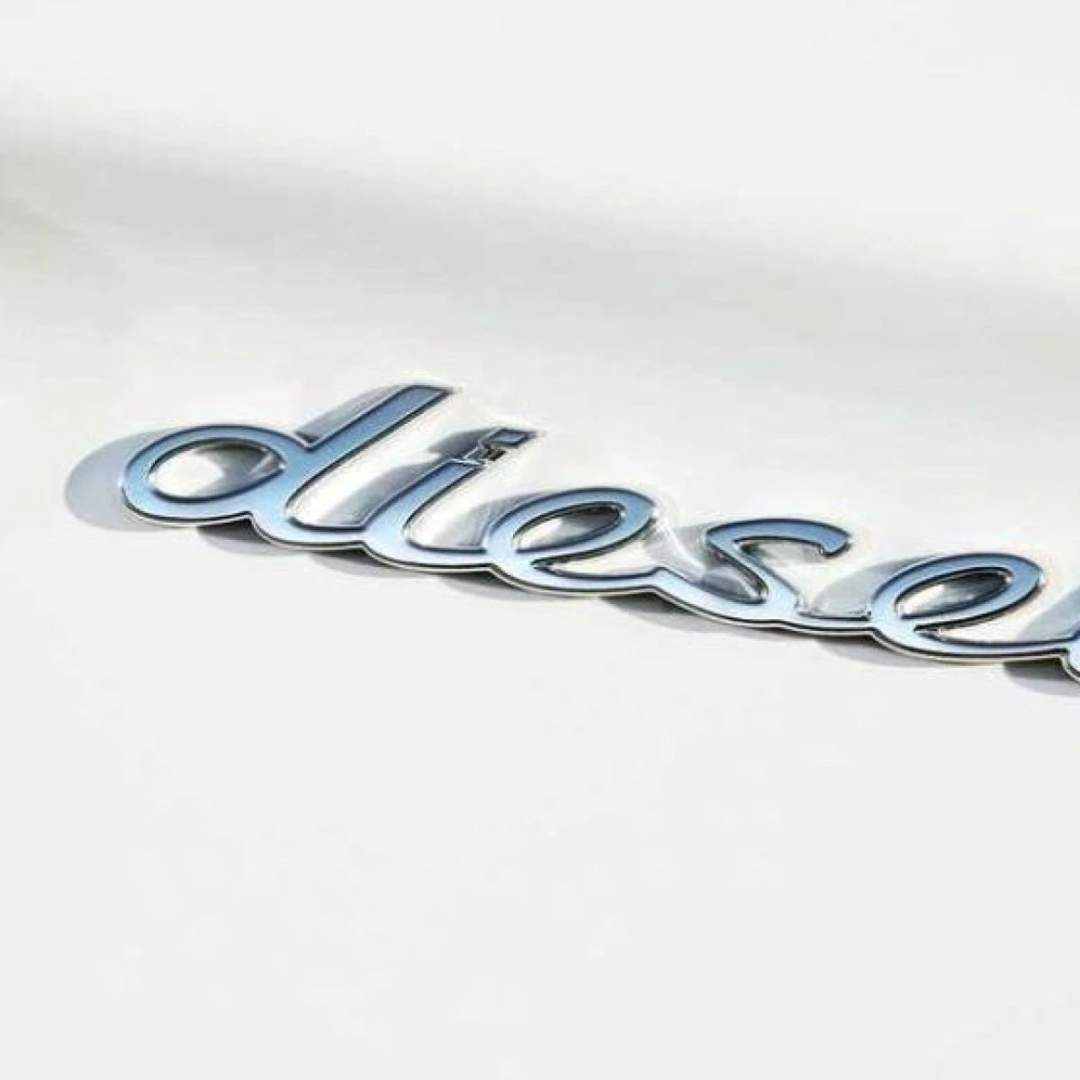 Dieselgate in Francia: Volkswagen, Renault, Peugeot e Citroen indagate per frode