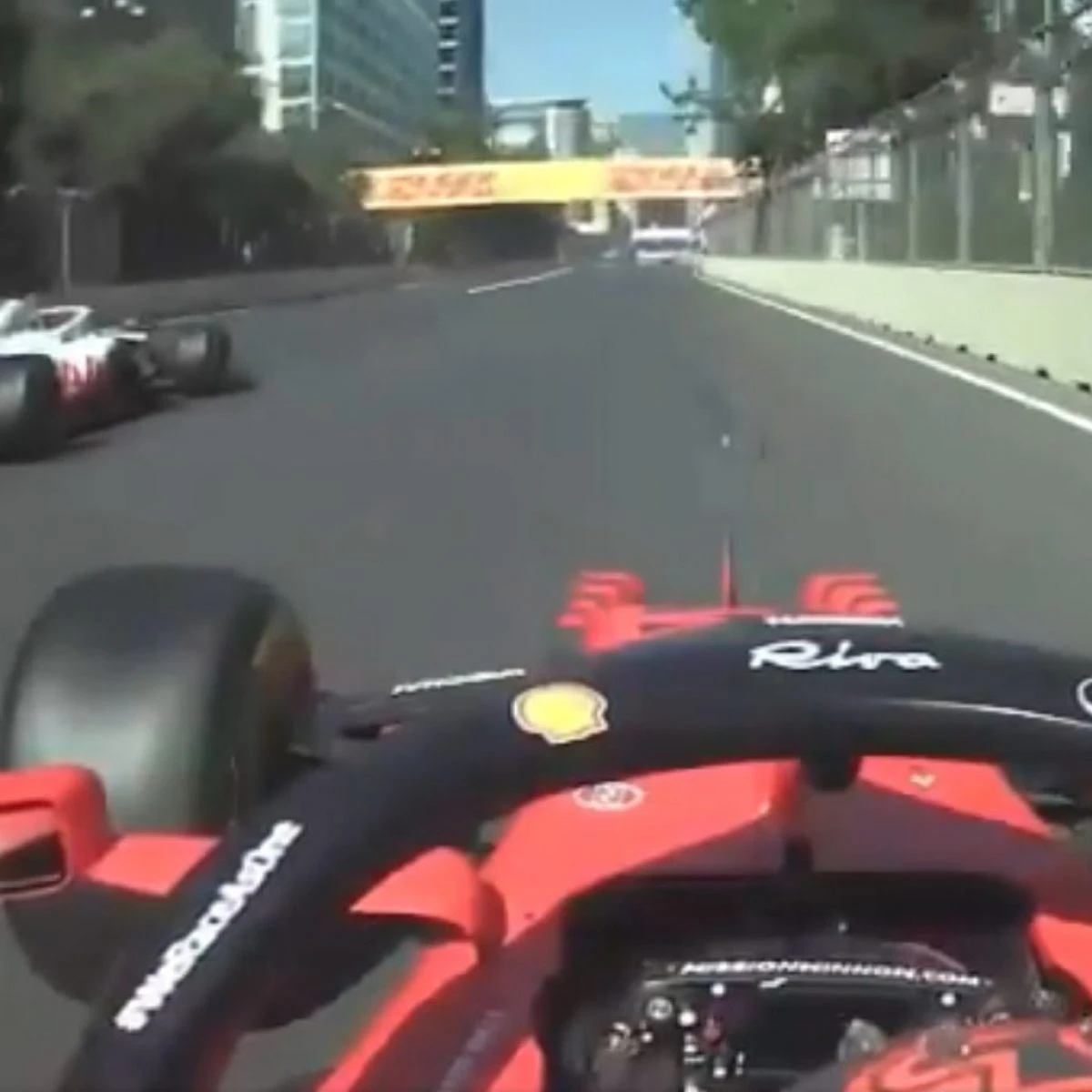 Mazepin fa infuriare Verstappen e Sainz a Baku: “Non ci credo, sta lì in mezzo e non si sposta”
