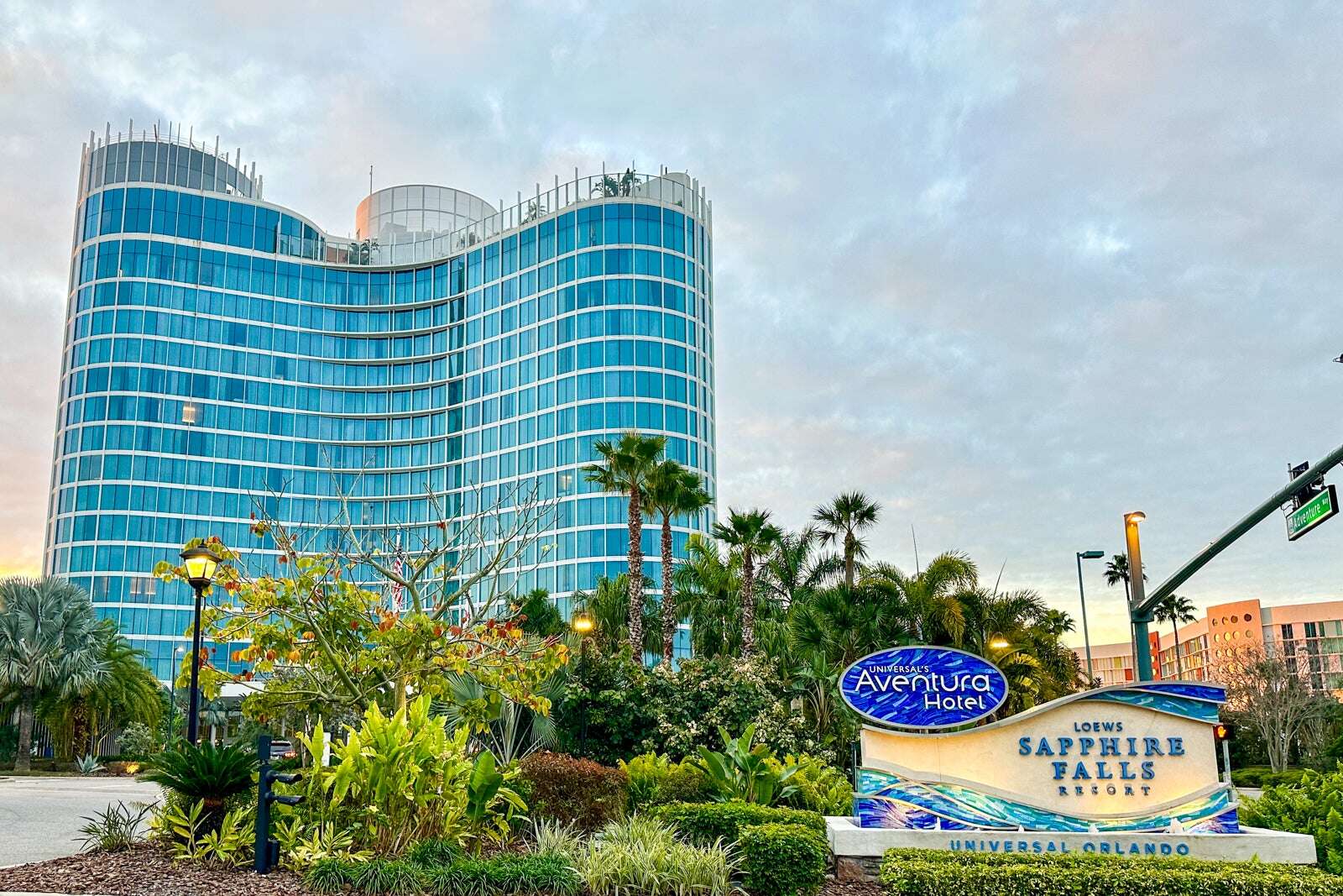 Sleek and modern, yet affordable: A review of Universal’s Aventura Hotel