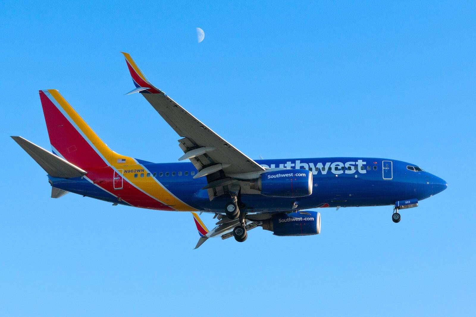 Southwest schedule extended through August 2024 — book now to save on flights