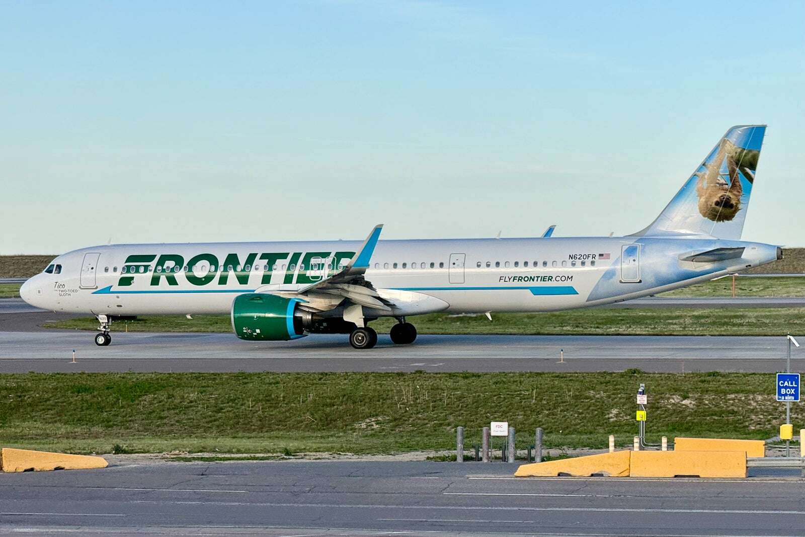 Frontier slashes midweek flying and delays new jets but insists things are looking up