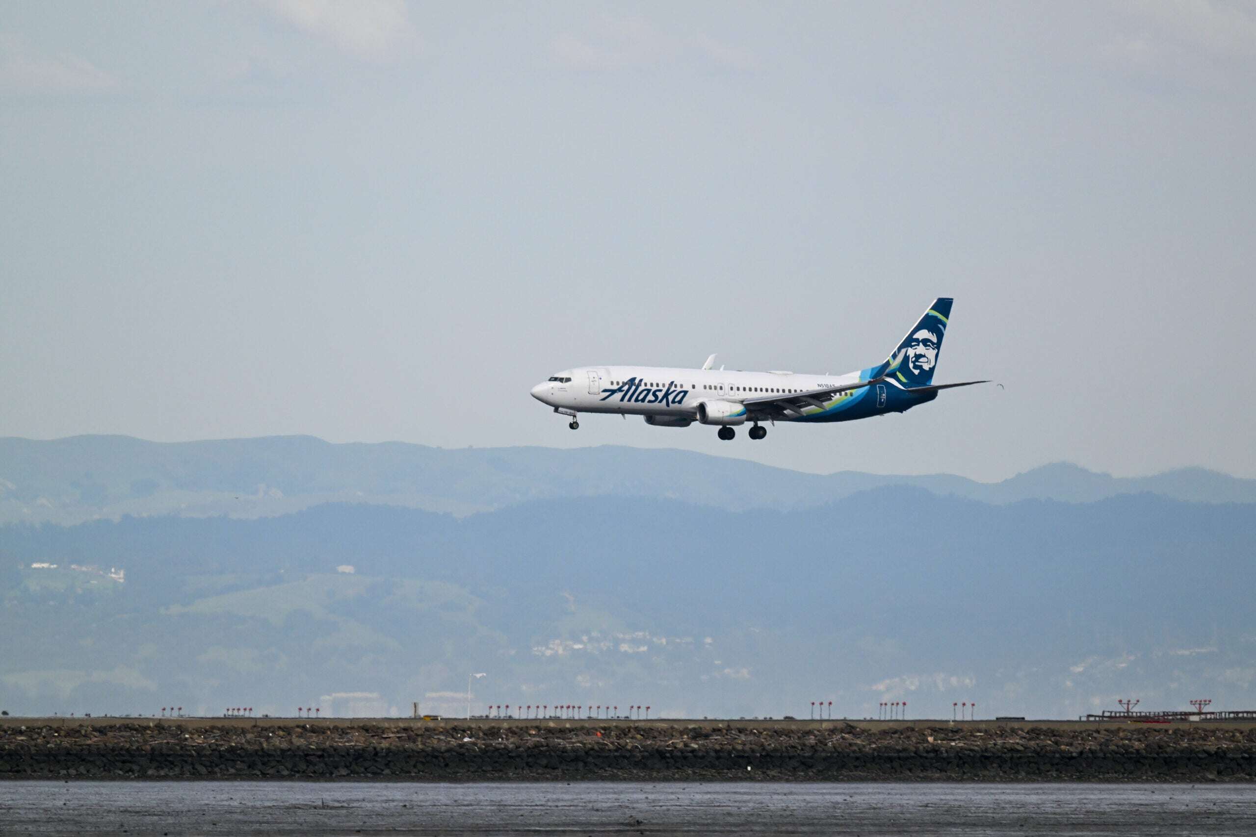 JetBlue once planned to buy Alaska Airlines, court testimony reveals