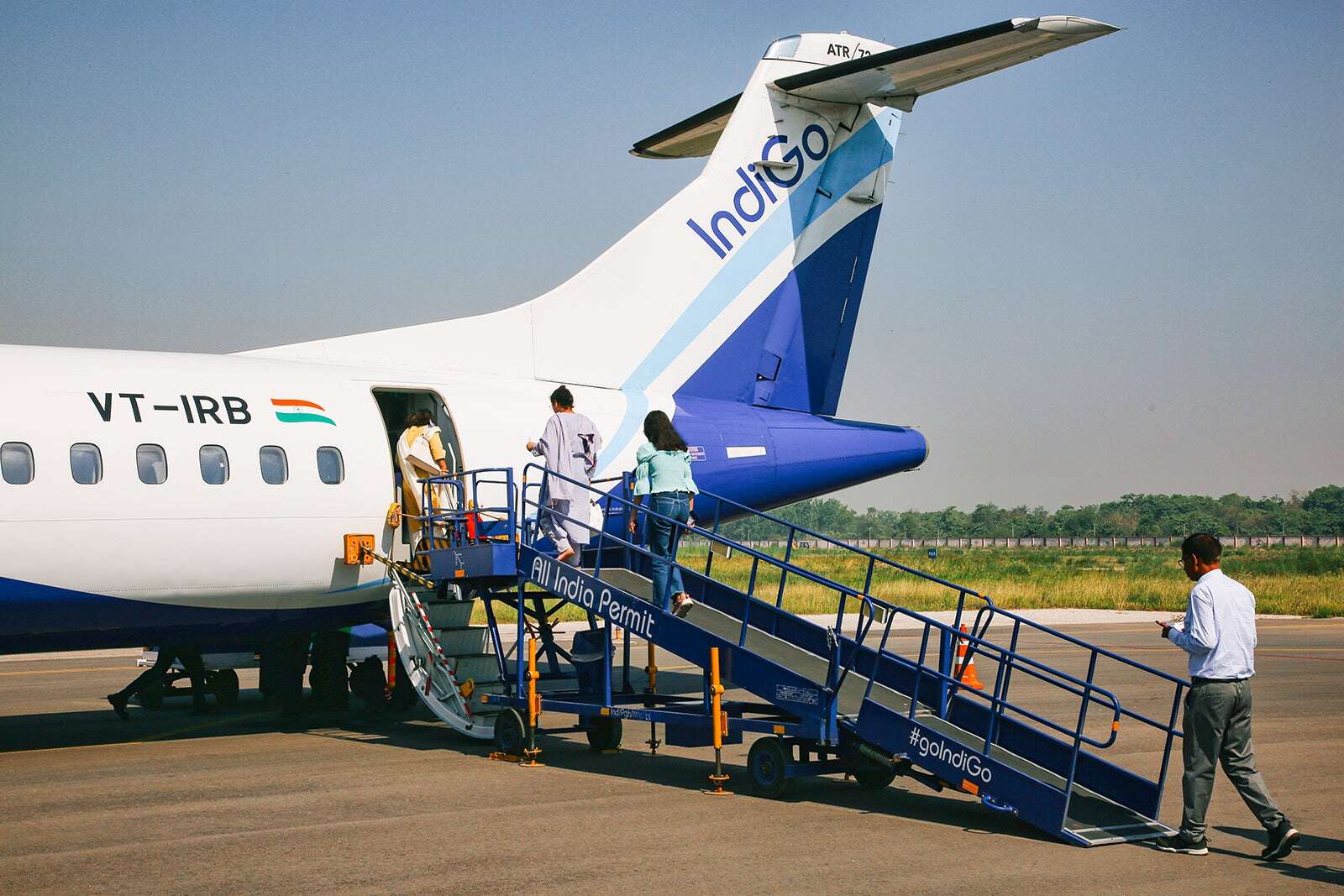 This airline allows female passengers to avoid sitting next to men