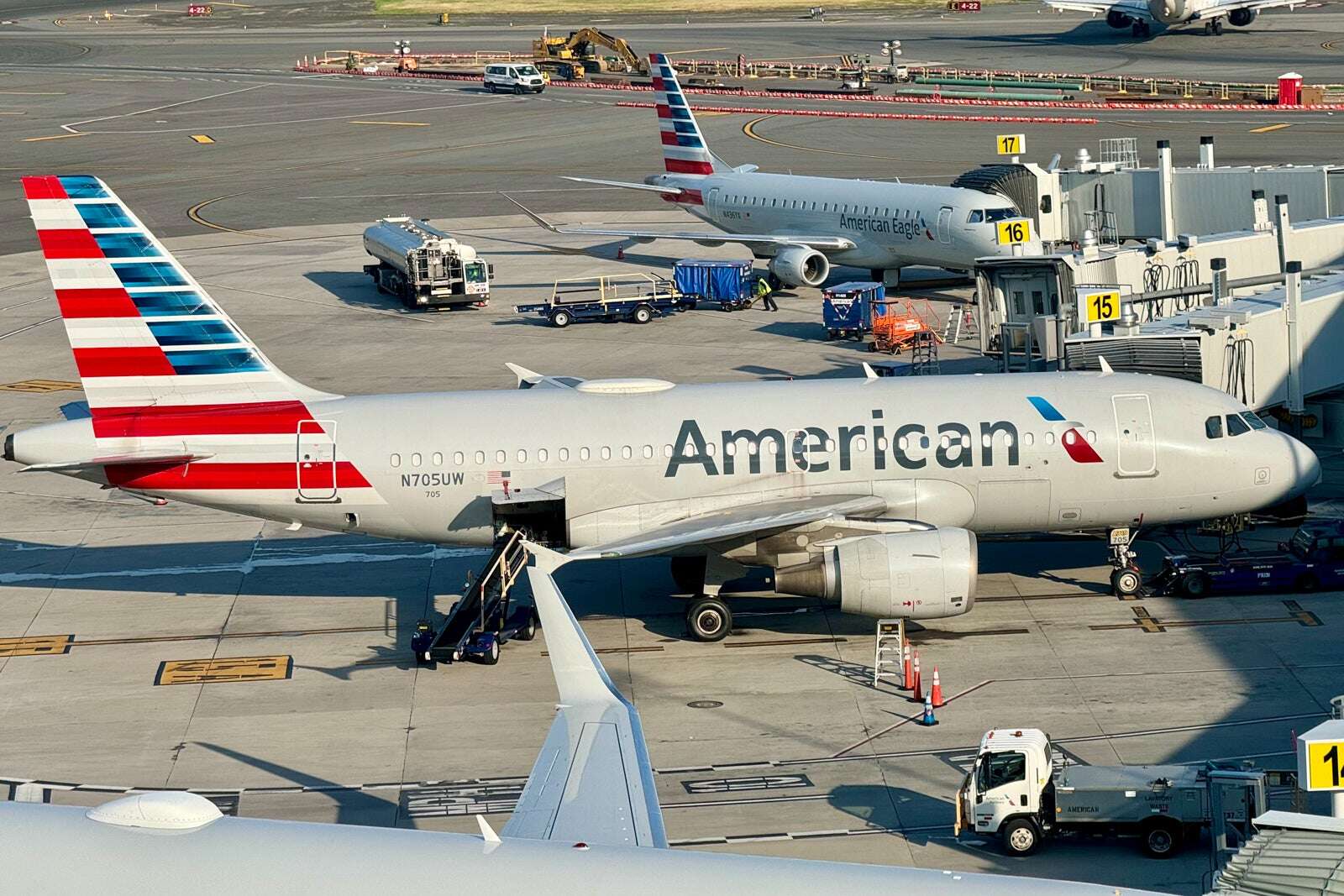 American Airlines status match: Delta, United and Southwest elites can get 4 months of AAdvantage status