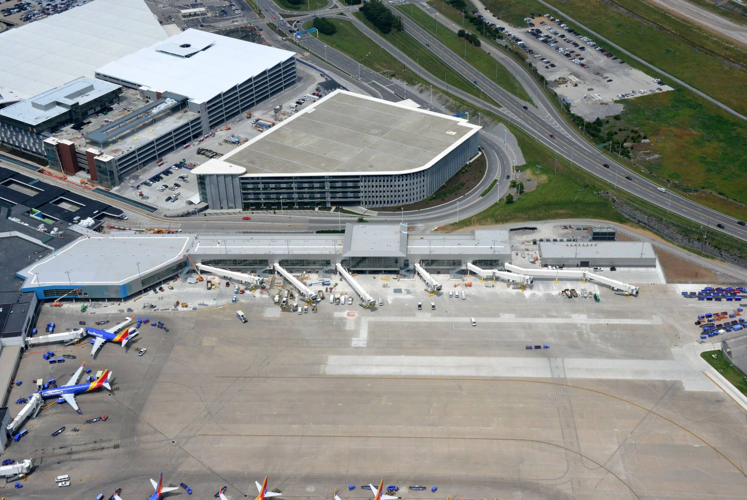 My (totally fun) vacation at Nashville International Airport