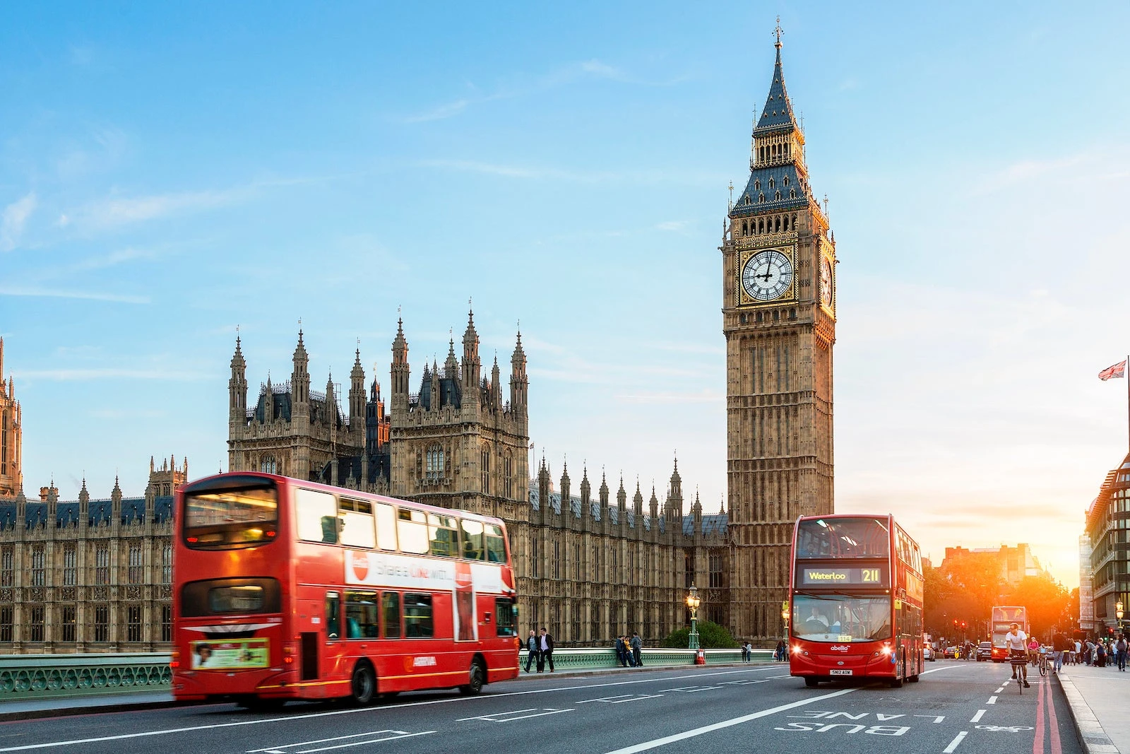How diversifying my rewards helped me book a vacation to the UK and Ireland on points and miles — and how you can, too
