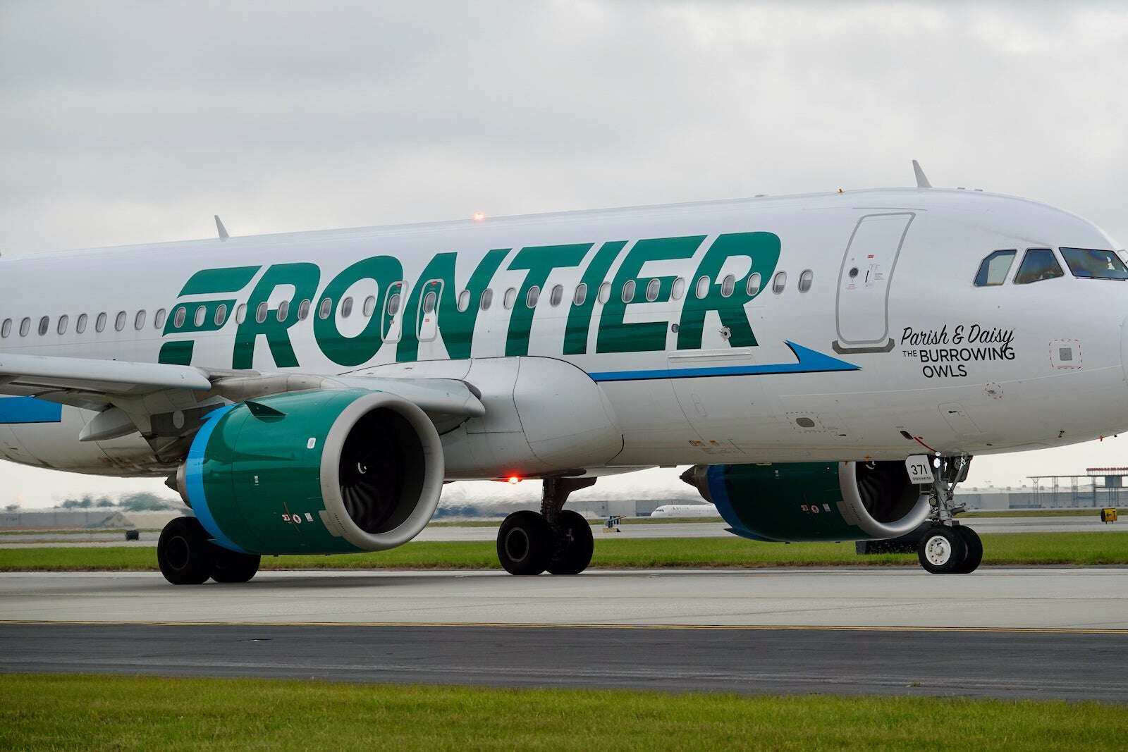 Frontier Airlines drops 43 routes in major network update