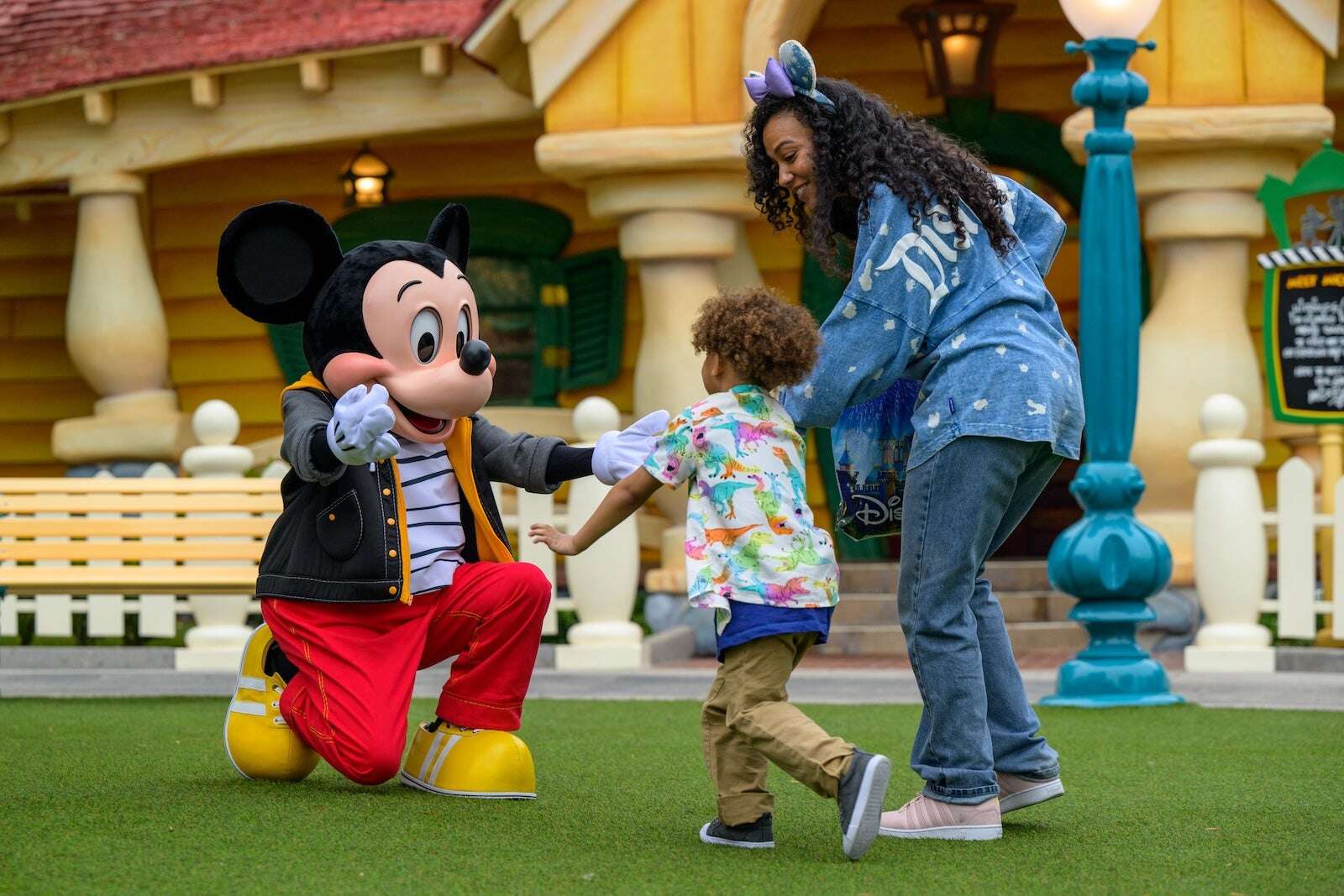 Disneyland ticket discount: Kids can visit for $50 per day