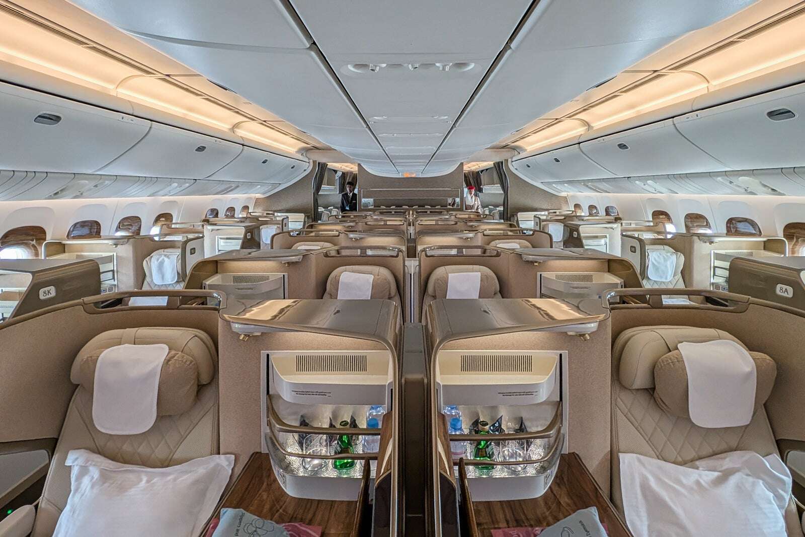 No more middle seat: A review of Emirates’ refurbished business class on the 777-300ER from Dubai to Brussels