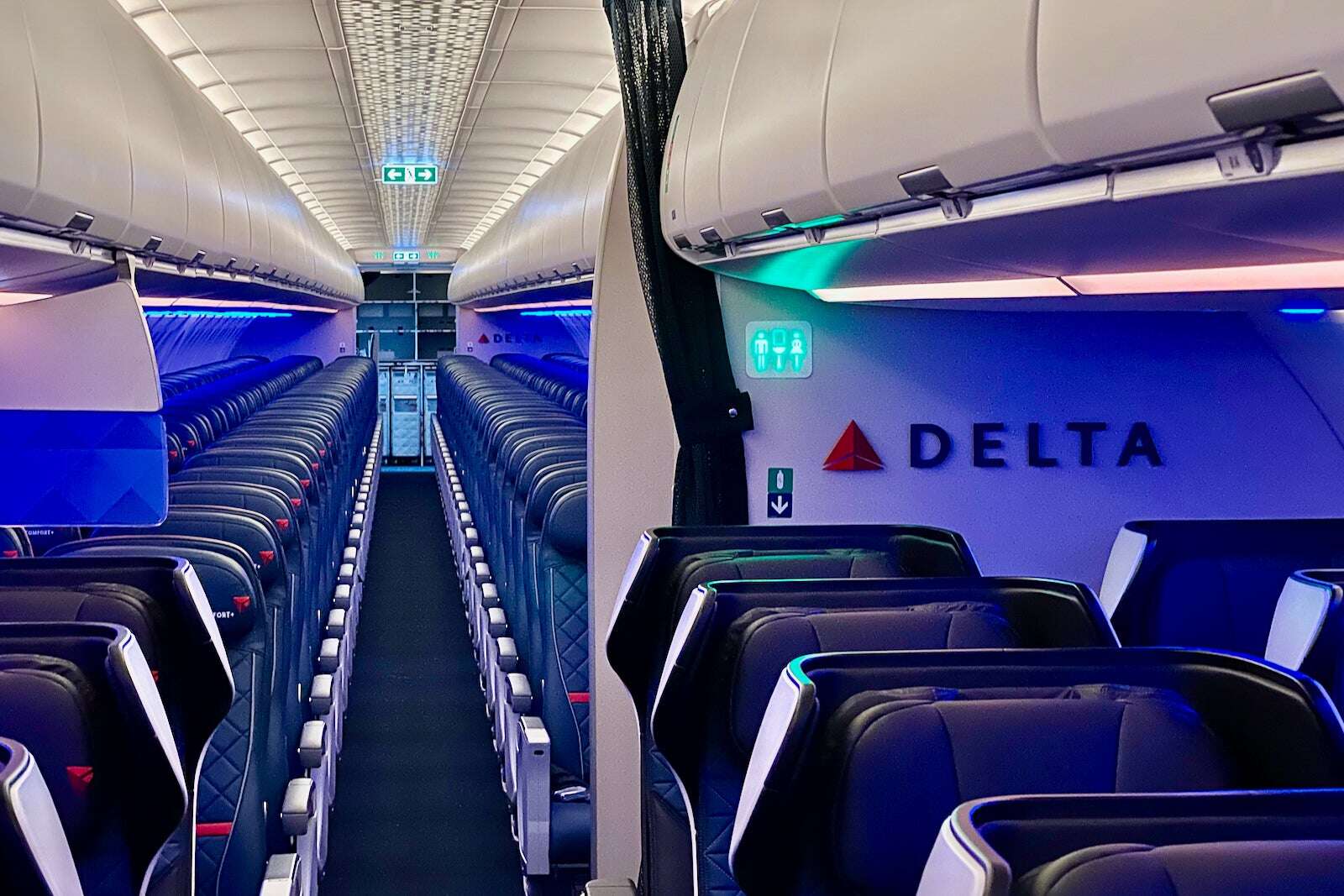 Delta slashes 4 routes, including LA-London, Westchester experiment