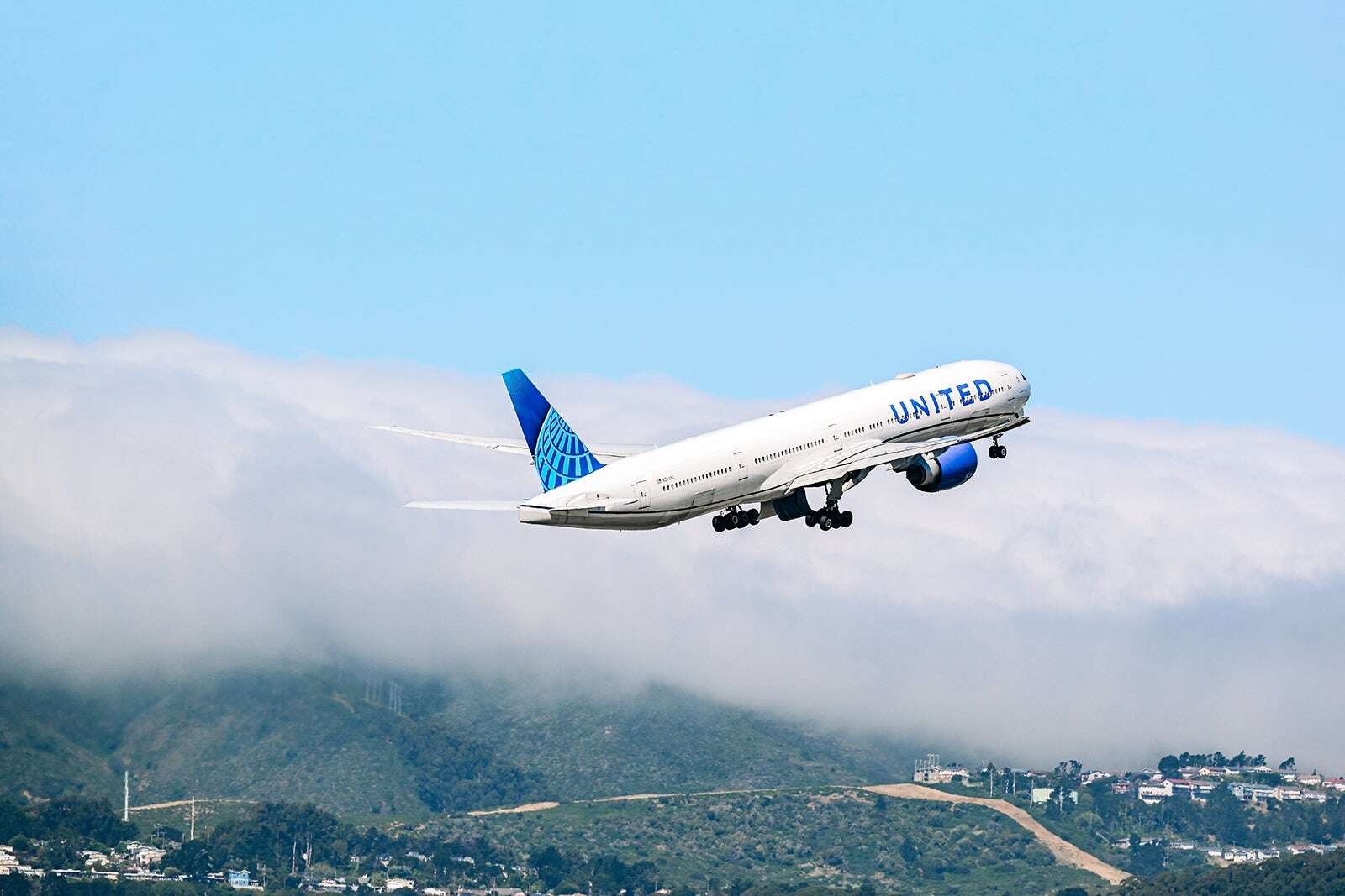 United is releasing new award discounts every day this week